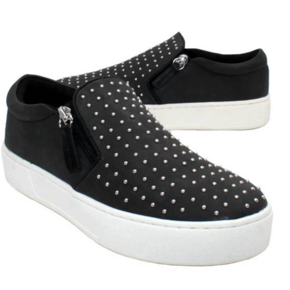 Very Volatile Womens Normande  Black Leather Slip-On Sneakers NWT size 8.5